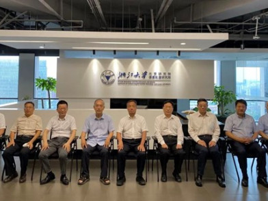 國家社科基金重大研究專項項目“新時代中國特色法學基本理論問題研究”結項成果鑒定會順利舉行